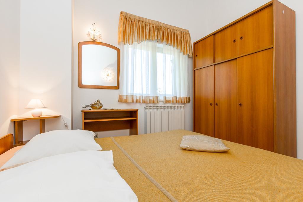 Apartments Pradolando Пула Стая снимка