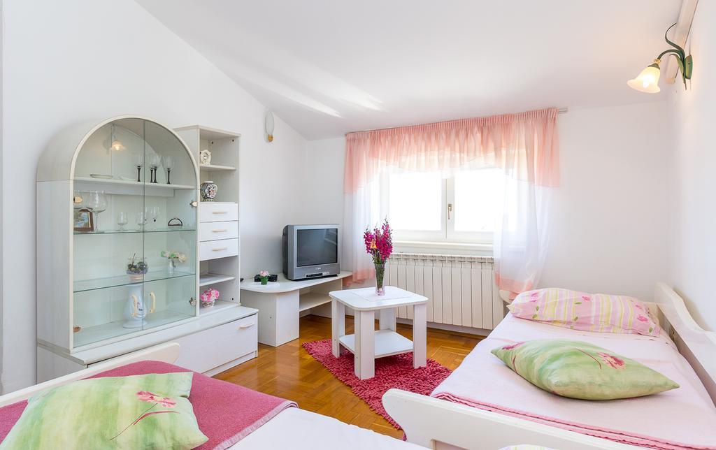 Apartments Pradolando Пула Стая снимка