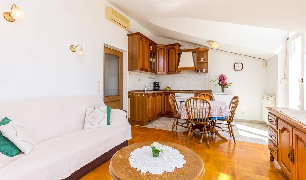 Apartments Pradolando Пула Екстериор снимка